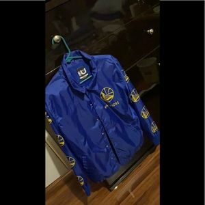 Zumiez golden state warrios jacket. 30$